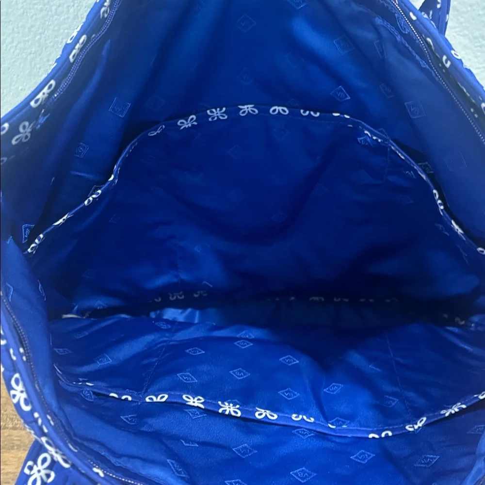 BRAND NEW!! Vera Bradley Royal Blue Concerto Quilted Large Tote Great Carry-on! - Picture 7 of 13